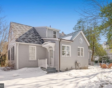 3916 Military Road - Photo Thumbnail 44