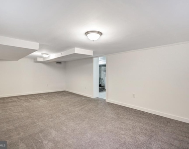 3916 Military Road - Photo Thumbnail 36