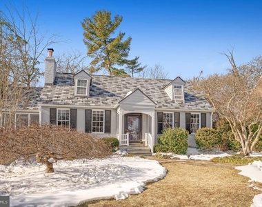 3916 Military Road - Photo Thumbnail 1