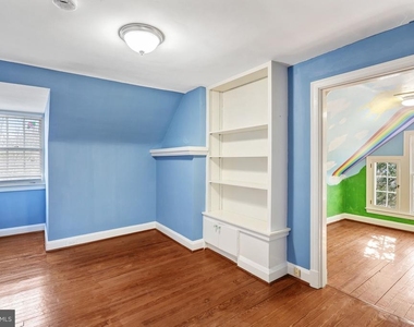3916 Military Road - Photo Thumbnail 23