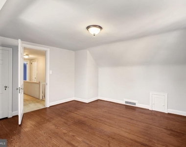 3916 Military Road - Photo Thumbnail 30