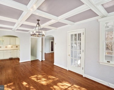 3916 Military Road - Photo Thumbnail 12