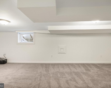 3916 Military Road - Photo Thumbnail 34