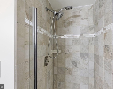 2807 S Woodrow Street - Photo Thumbnail 13