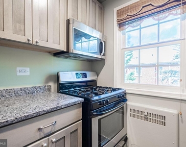 4374 N Pershing Drive - Photo Thumbnail 17