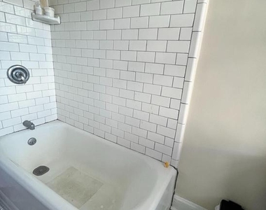 2938 W Oxford Street - Photo Thumbnail 17