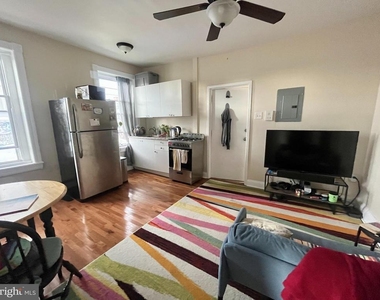 2938 W Oxford Street - Photo Thumbnail 6