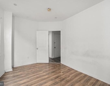 5106 Parkside Avenue - Photo Thumbnail 5