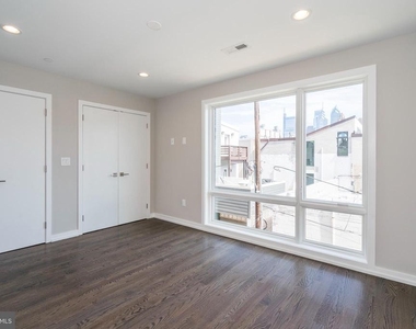 1432 Clymer Street - Photo Thumbnail 8