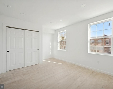 5530 Boyer Street - Photo Thumbnail 2