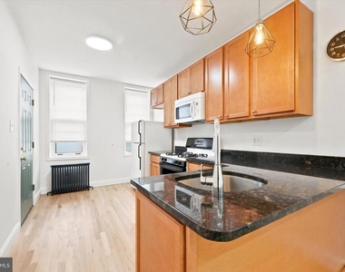 3153.5 Richmond Street - Photo Thumbnail 2