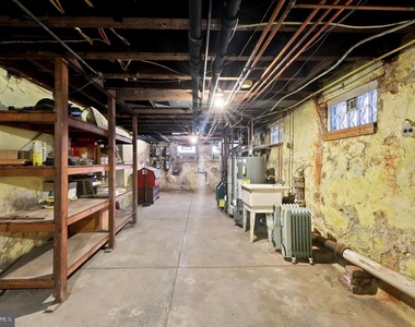 3153.5 Richmond Street - Photo Thumbnail 9