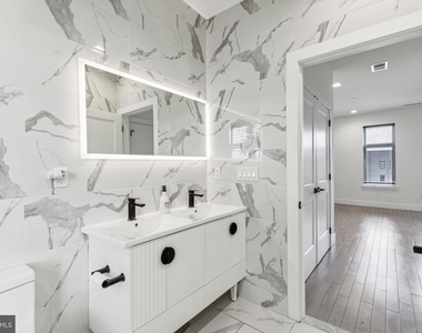 2835 Edgemont Street - Photo Thumbnail 26