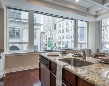 1501 Locust Street - Photo Thumbnail 1