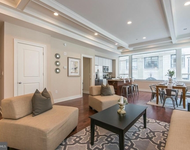 1501 Locust Street - Photo Thumbnail 10