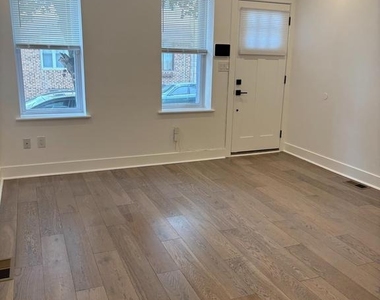 3190 Memphis Street - Photo Thumbnail 2