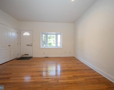 2822 Ogden Street - Photo Thumbnail 4