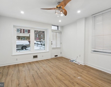 1821 Memphis Street - Photo Thumbnail 2