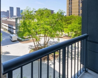 450 N 18th Street - Photo Thumbnail 40