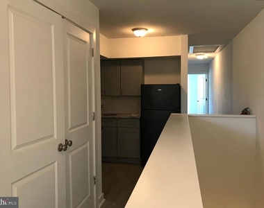 6109 Market Street - Photo Thumbnail 3