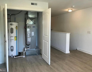 6109 Market Street - Photo Thumbnail 2