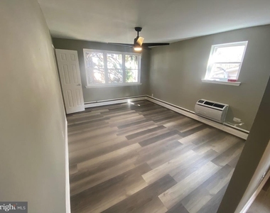 326 Van Kirk Street - Photo Thumbnail 3