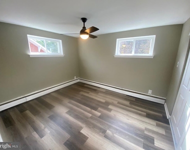 326 Van Kirk Street - Photo Thumbnail 7
