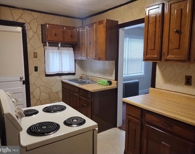 1133 Sterling Avenue - Photo Thumbnail 4