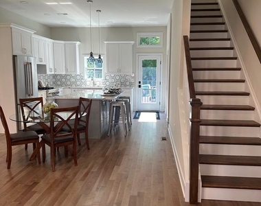 113 Thornton Street - Photo Thumbnail 9
