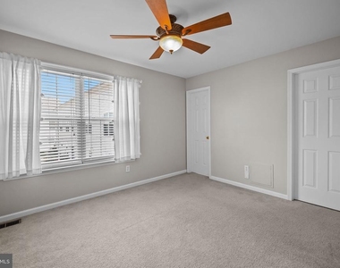618 Songbird Court - Photo Thumbnail 17