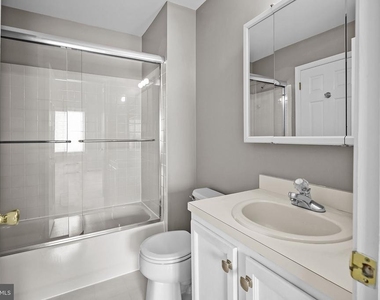 618 Songbird Court - Photo Thumbnail 16