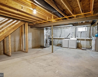 618 Songbird Court - Photo Thumbnail 19