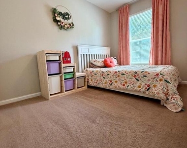 176 Strawberry Lane - Photo Thumbnail 24