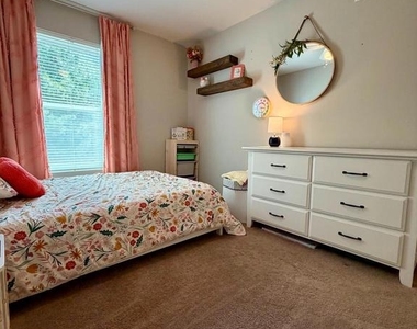 176 Strawberry Lane - Photo Thumbnail 25