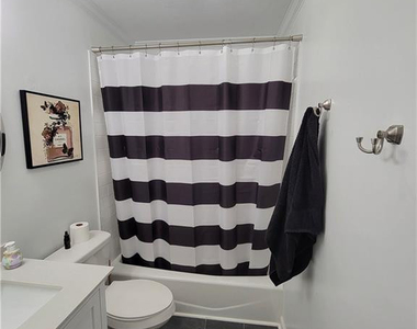 215 Haverhill Drive - Photo Thumbnail 22