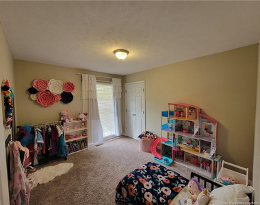 215 Haverhill Drive - Photo Thumbnail 15
