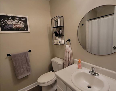 215 Haverhill Drive - Photo Thumbnail 13
