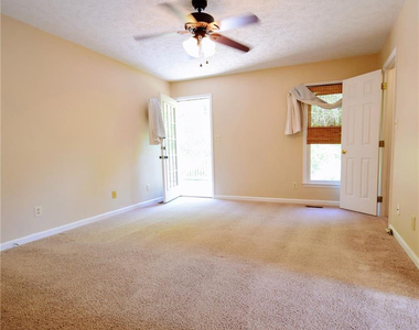 5050 Summer Ridge Road - Photo Thumbnail 16
