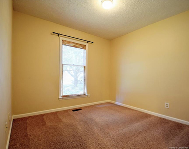 5050 Summer Ridge Road - Photo Thumbnail 12