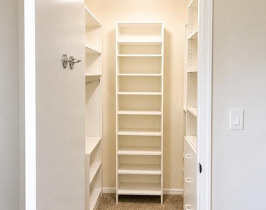 17 Barberry Court - Photo Thumbnail 14