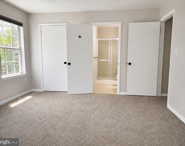 17 Barberry Court - Photo Thumbnail 10