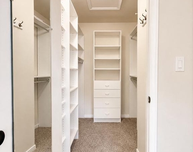 17 Barberry Court - Photo Thumbnail 11