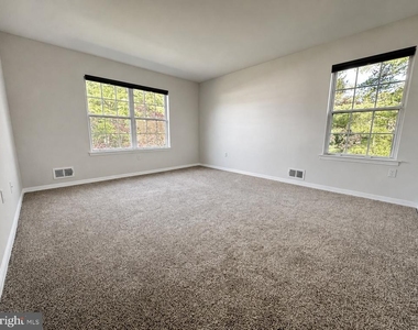 17 Barberry Court - Photo Thumbnail 9