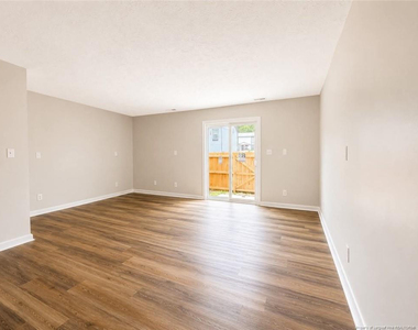 1422 Tangora Lane - Photo Thumbnail 3