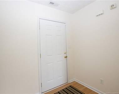 106 Harvest Lane - Photo Thumbnail 2