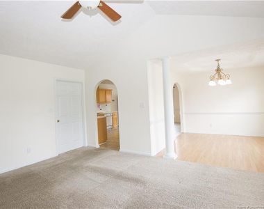 106 Harvest Lane - Photo Thumbnail 4