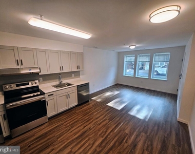 200 Hamilton Avenue - Photo Thumbnail 12