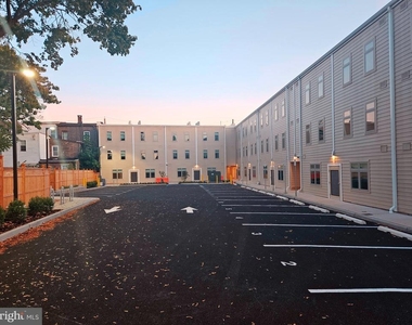 200 Hamilton Avenue - Photo Thumbnail 1