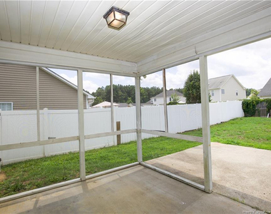 196 Lochwood Drive - Photo Thumbnail 40