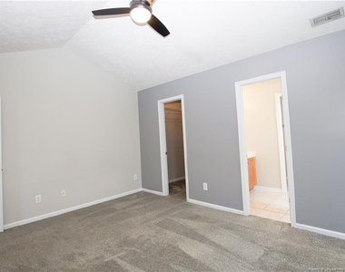 196 Lochwood Drive - Photo Thumbnail 23